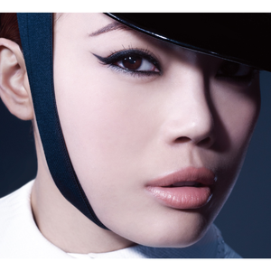 扒开她粉嫩的小缝尿进去微博
